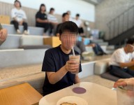 “차 한 잔의 여유” – 최중증 그룹형 카페 나들이 체험